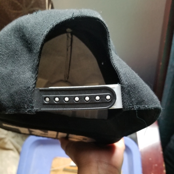🧩🧩🧩Snapback🧩🧩🧩 - Picture 3 of 3